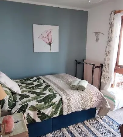 Joanna's , Key Locker By Whatsapp Own Entrance, Own Bathroom Apartment Youghal