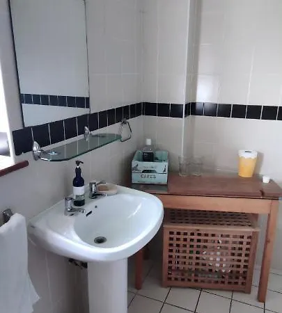 Joanna's , Key Locker By Whatsapp Own Entrance, Own Bathroom דירה *
