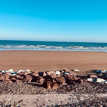 Joanna's , Key Locker By Whatsapp Own Entrance, Own Bathroom