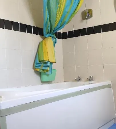 Joanna's , Key Locker By Whatsapp Own Entrance, Own Bathroom יוגאל