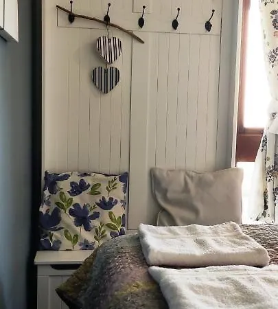 Joanna's , Key Locker By Whatsapp Own Entrance, Own Bathroom Апартаменты *