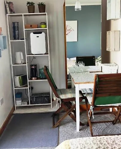 Joanna's , Key Locker By Whatsapp Own Entrance, Own Bathroom Апартаменты